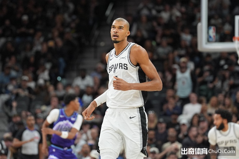 瓦伦西亚客,场全取三分,奥伦塞失守,江南体育JN官网,JN江南娱乐,江南体育投注,江南体育平台,江南赛事直播,江南体育app下载