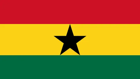 崔永熙與老鹰发展联盟助教合影，见证别样中德比瞬间